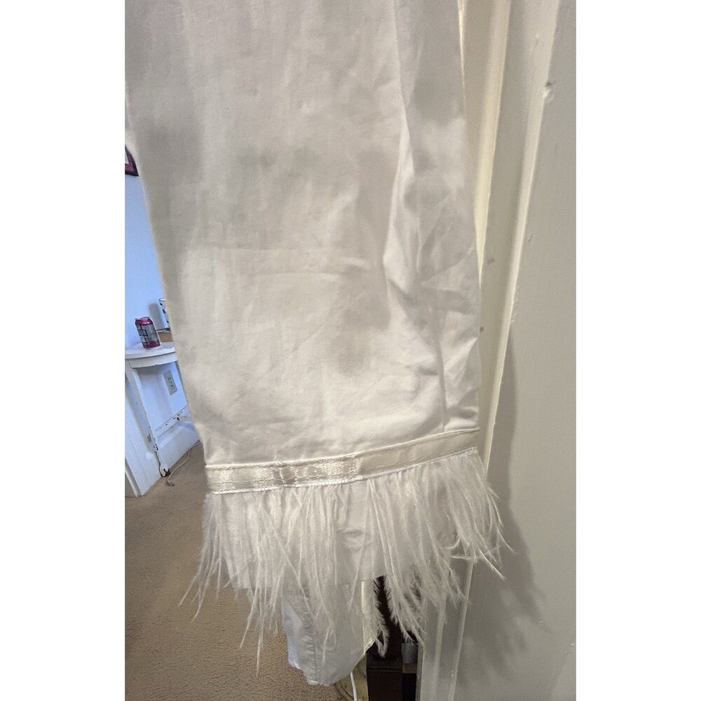 Work Or Play- Your New Favorite White Tunic! DX Collection- Feathered Cuff Cute!